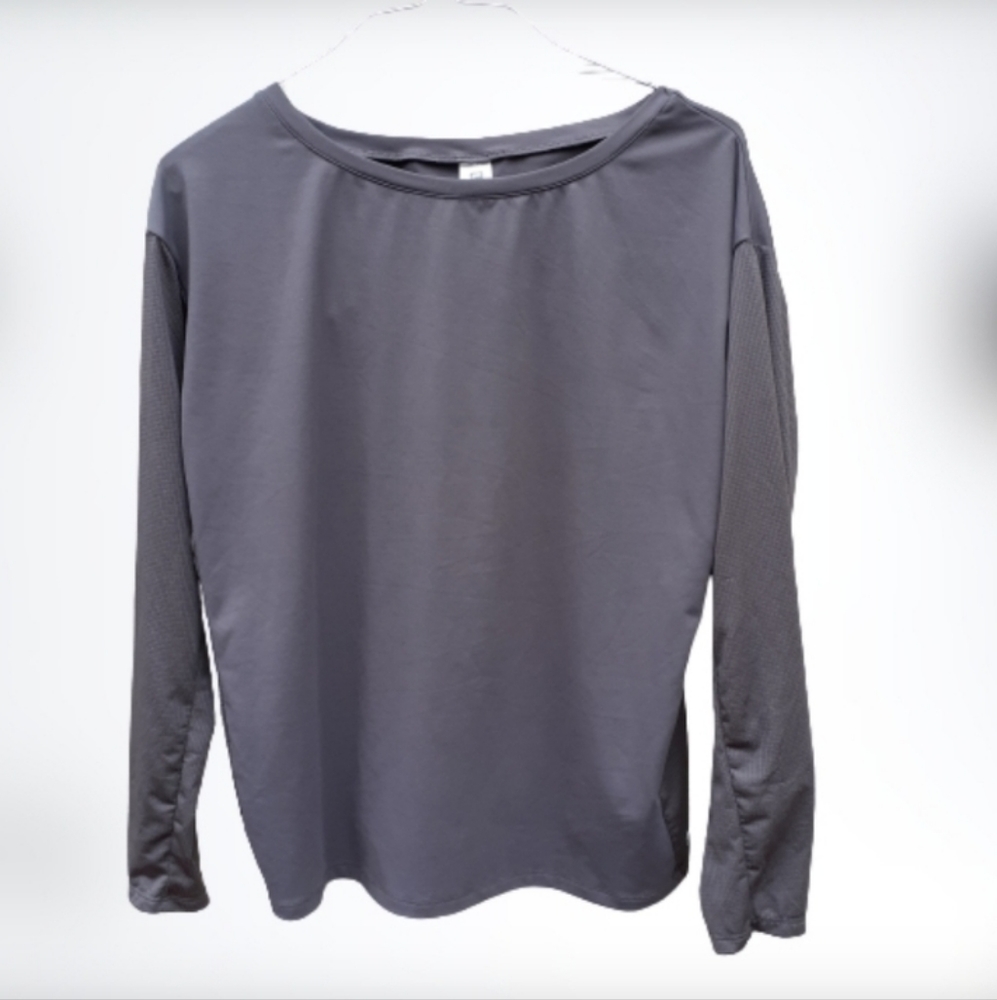 Fabletics women chinced back dark gray long sleeve top, size Medium - Picture 4 of 12